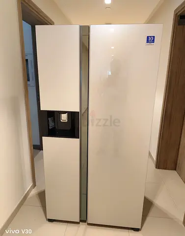 Free Delivery- Hitachi glass doors Side-by-Side Fridge and Freezer With ice Maker Water Dispenser