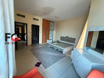 3BR apartment for annual rent in Rashidiya 1, Ajman. Maid’s room, laundry room, 4 baths, 2 balconies, spacious layout, easy Dubai & Sharjah access.