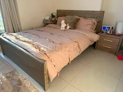 Queen Size Bed with Gel Memory Foam Mattress + Bedside Table