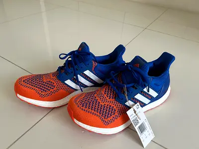 Adidas Ultraboost sneakers size 42 new