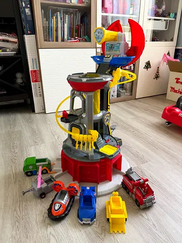 Paw Patrol Lookout Tower playset with multiple vehicles