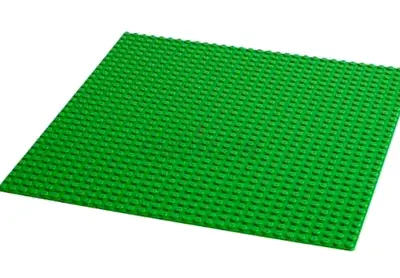 Large Green Building Baseplate for Bricks (32x32 studs) - Good Condition