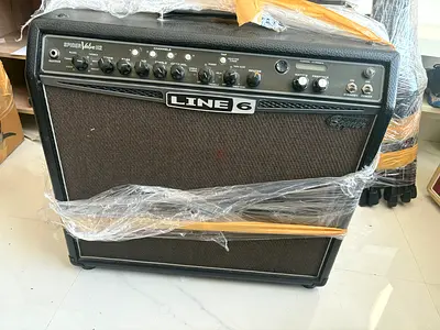 Line 6 Spider Valve 112 Guitar Combo Amp - Good Working Condition