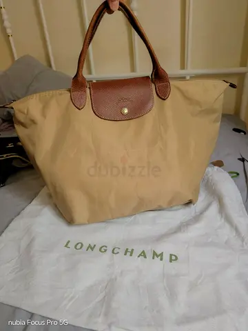 Longchamp Le Pliage Tote Bag comes with dust bag