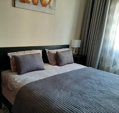 King bed set 7pcs like new