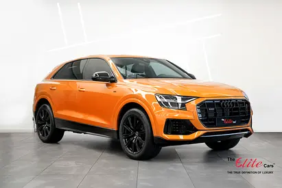 2023 AUDI Q8 55TFSi S-LINE / LOW MILEAGE / V6