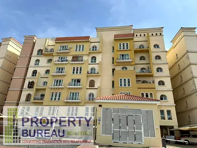 Family Building- Ready to move- With Parking