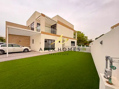 Ready To Move In | Huge Plot | Park acces