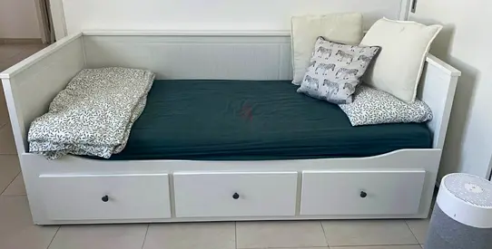 Ikea Day bed with two mettreses available in perfect condition