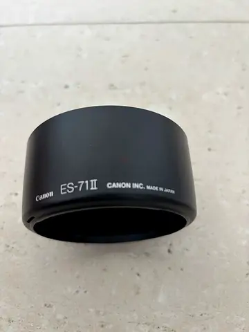 Canon ES-71 II Lens Hood