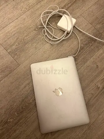 MacBook Air 13” 2011 — 256GB SSD — Dubai