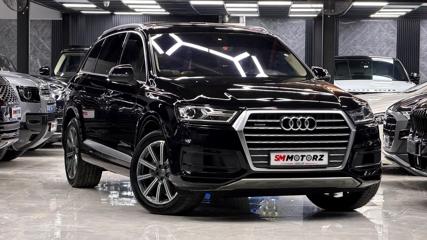 Audi Q7 2016 — photo 1 of 16