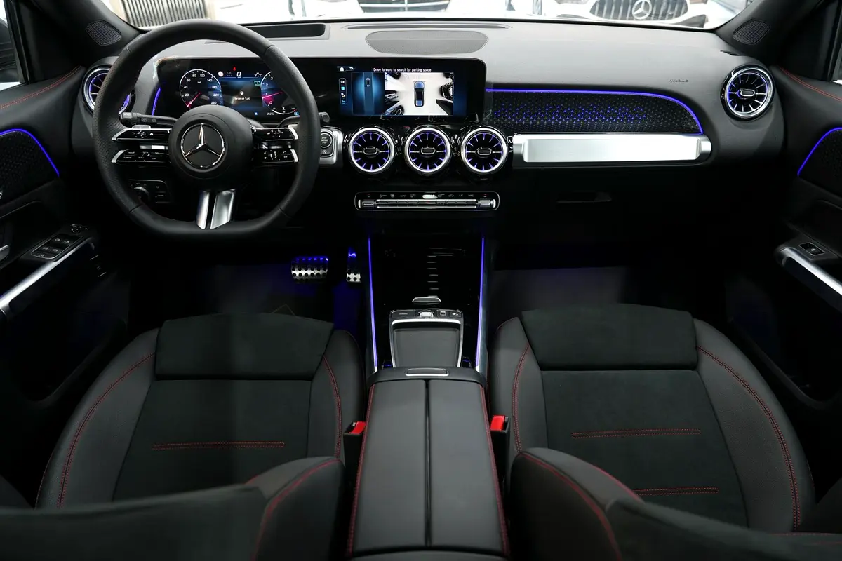 Mercedes-Benz GLB-Class 2025