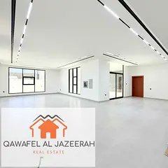 Brand new villa for rent in Al Athbah [ 5bedroom + hall + majlas + parking + maid room ]