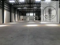 200 kW/hour electricity warehouse for rent in Umm Al Quwain, area 25,800 sq ft