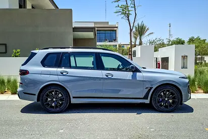 2025 BMW X7 — фото 4