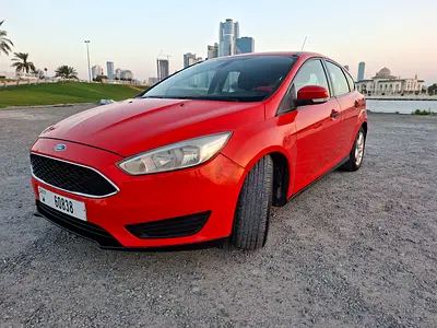 2016 SUPER CLEAN FORD FOCUS  ECOHETCH BACK GCC 4V 1.6 L  ORIGNAL PAINT IN EXCELLENT CONDITION
