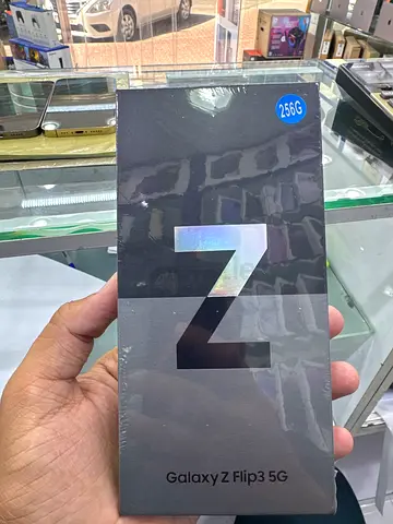 Samsung Galaxy Z Flip3 5G - Brand New Sealed (256GB)