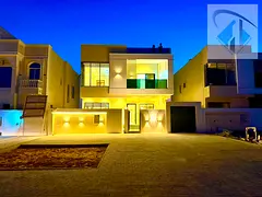 Villa for sale on a main street, five rooms, fees included