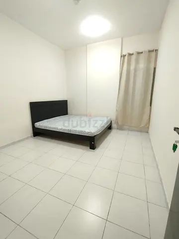 Exclusive offers Room Available for Working couples