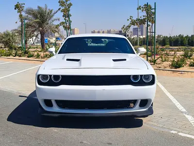 Dodge Challenger SXT 2022 -Sleek Muscle Car