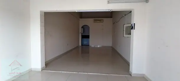 ايجار محل في بني ياس غرب