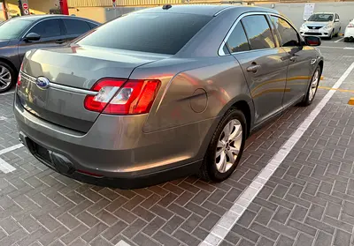 2011 Ford Taurus SEL GCC Specs.147000 km.  Very good RTA passed.