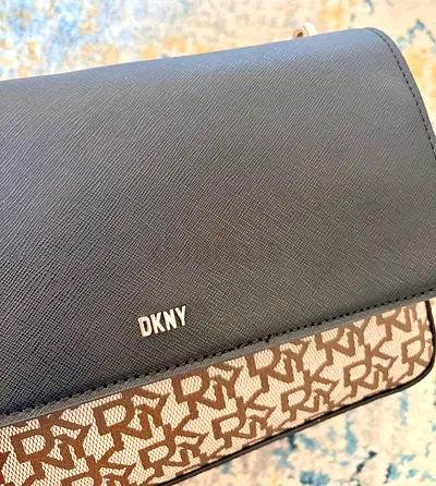 Authentic dkny crossbody hand bag excellent condition