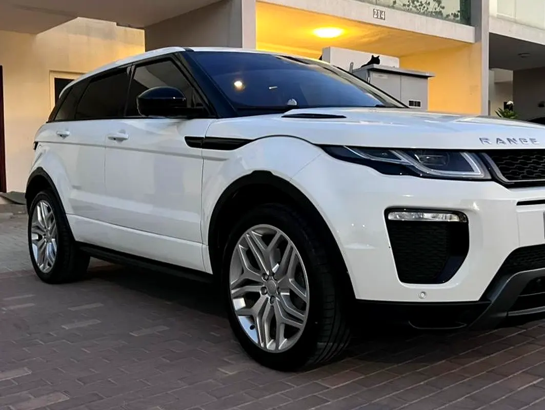 Land Rover Range Rover Evoque 2016 — photo 1 of 11
