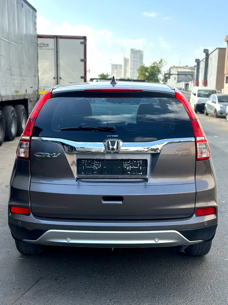 Honda CR-V 2015 — photo 1 of 7