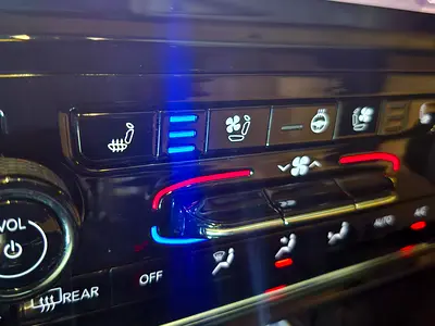 صورة 14 لـ 2022 JEEP GRAND CHEROKEE L