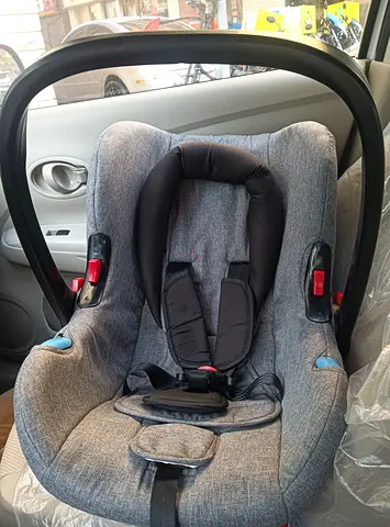 Infant car seat