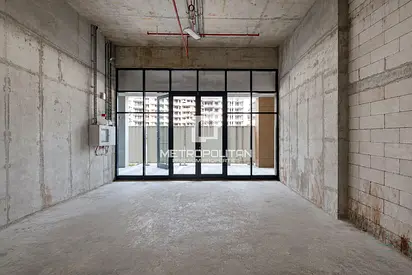 Below Op | Exclusive Retail Shop | High ROI