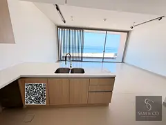 Full Sea View | 4th Floor | Ready to Move | Freehold