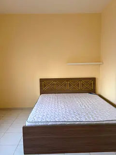 Separate park view big room for executive bachelor at Abu Shagara, Sharjah