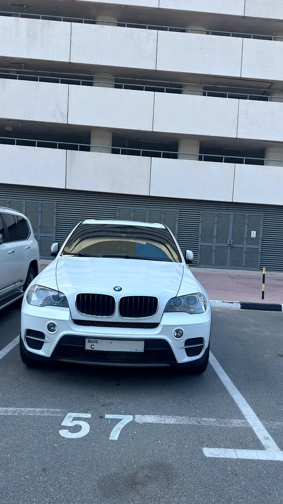 BMW X5 2013 — photo 1 of 6
