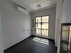 Professional Small Building l Very private &amp; Quiet l Ideal Location l Pet Friendly l Unfurnished