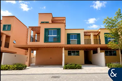 Single Row | Prime Location | Near Amenities