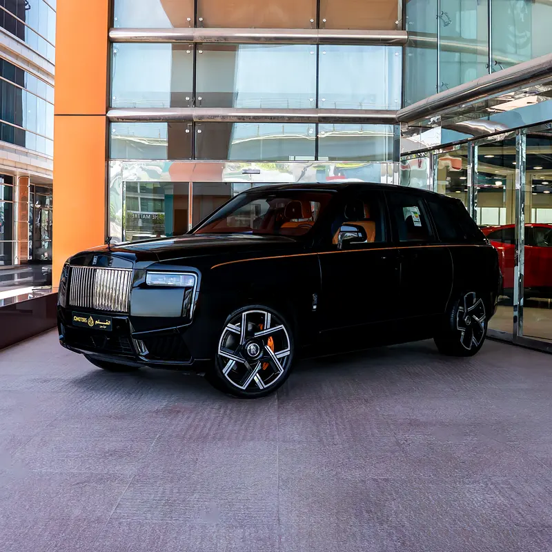 Rolls-Royce Cullinan 2025 — photo 1 of 14