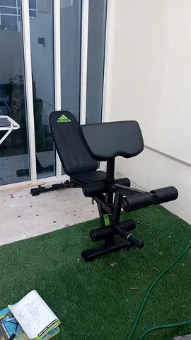Adjustable Adidas Weight Bench with Preacher Curl and Leg Extension