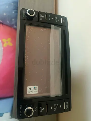 Head Unit with Touchscreen (single DIN) Android auto