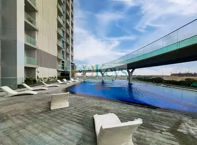 PRISTINE FURNISHED STUDIO | BALCONY | GARDEN VIEWS