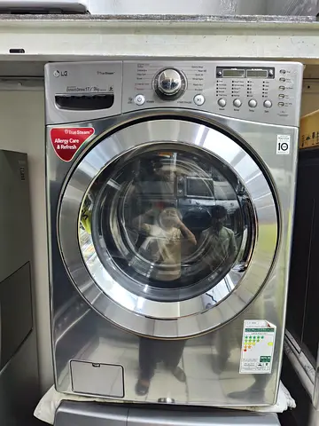 LG latest model direct drive 17 kg washer and 9 kg dryer combined 2in1 Washing machine