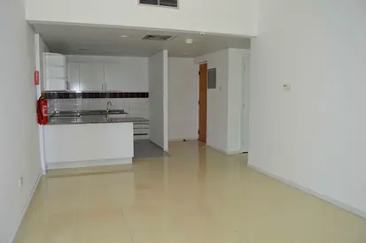 1 BHK Apt Available In Sheikh Zayed Road ( DIFC )