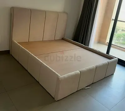 Luxury King Size Upholstered Bed Frame | Cream Fabric | Excellent Condition