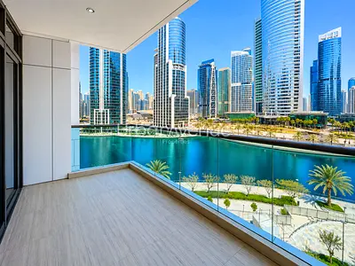 Lake View | Unfurnished l Lower Floor