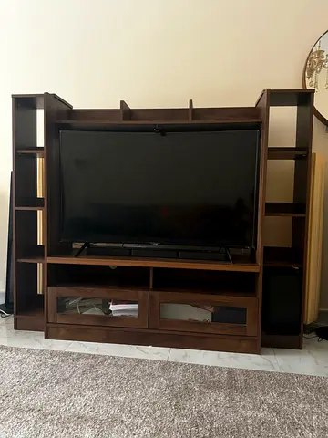 Wooden Entertainment TV Unit with Shelves and 2 Lower Glass Doors