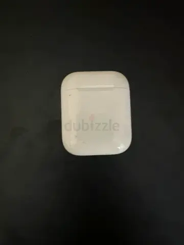 Apple AirPods (1st/2nd gen) charging case - used