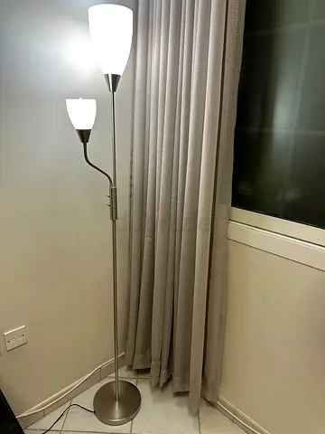 Floor lamp