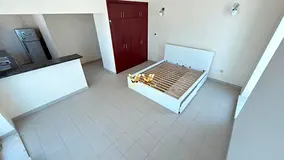 SPACIOUS STUDIO | VACANT | WITH BALCONY